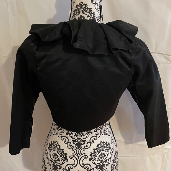 NWT! RYU For Anthropologie Ruffle Front Cardigan SMALL Cropped - Picture 5 of 13